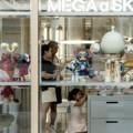 Pop Mart ima rekordni rast prodaje zahvaljujući Labubu lutkama