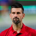 Novak udario na pojedine kolege, pričao o velikom problemu tenisa: „Igrači se žale, a prijavljuju egzibicije…“