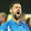 Novak bordio Zvezdu iz sveg glasa u Areni, ovako se navija za svoj klub