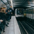 Делови Париза остали без струје Ово се дуго није десило у Граду светлости! Обустављен метро и железница