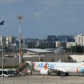 "Molio se i odbijao da se rukuje sa ženama": Pilot omanskog porekla izazvao incident na letu aviona kompanije Flajdubai