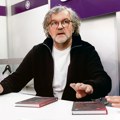 Koristi telefon star više od 20 godina: Emir Kusturica pokazao mobilni, pa poručio da nije rob tehnologije, pomenuo i…