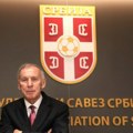 ''Da se deca ovde lepo razvijaju i da gostuju zvezda i Partizan'' Dragan DŽajić otvorio stadion ''Lagator'' u Loznici