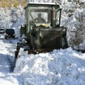 Vanredna situacija zbog snega i dalje u tri opštine, domaćinstva bez struje
