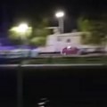 Филмска потера у Лазаревцу: Одјекују сирене: Полиција јури црвени аутомобил (видео)