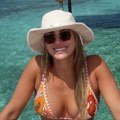 Najbolja teniserka sveta uživa na Maldivima, Sabalenka u bikiniju i izazovnim dekolteom mami uzdahe!