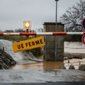 Potpuna katastrofa: Voda nosi sve pred sobom, prete lavine, ljudi hitno evakuisani VIDEO