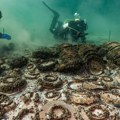 Senzacionalno otkriće! Blago staro 2.000 godina pronađeno na dnu jezera: Stotine predmeta ostalo netaknuto!