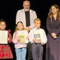 Najbolji pomoravski recitatori: U Jagodini održano Okružno takmičenje "Pesniče naroda mog" (foto)