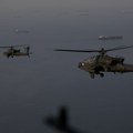 Posadu palog američkog helikoptera spasao mornarički dron