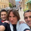 "Porodica prva na mestu" Nakon smrti brata on brine o njima, oglasio se Željko Mitrović iz Beča sa bratancima - rešava…