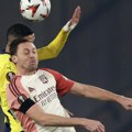 Matić pokrio logo protiv homofobije na dresu