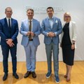 Banca Intesa prva na tržištu uvela bespapirni proces i ponudu na daljinu uz kvalifikovani elektronski potpis