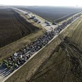 Sedmoro novopazarskih studenata kreće pešice za Novi Sad