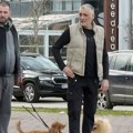 (Paparaco) uslikalo smo Čedu Jovanovića i acu kosa na dan zaljubljenih: Šetaju pse po kraju u skroz u opuštenom izdanju