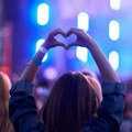 Letnja euforija u Beogradu: Zašto su Ljubav žurke postale najtraženija pozivnica u junu?