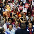 Lula pred najtežim drugim krugom