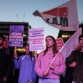 Nezadovoljni uslovima i visokim troškovima: Više od 10.000 ljudi na ulicama Atine, blokirane škole i bolnice