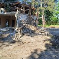Uklanjaju urušene objekte: Nastavlja se uređenje Vikend naselja na Paliću
