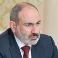 Vreme da Pašinjan ode Jermeniji preti potpuna propast