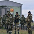 Britanski Gardijan otkriva: Rusija regrutuje Srbe u želji da popuni vojne snage u Ukrajini, stotine srpskih državljana…