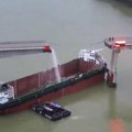 Barža udarila u most u Kini: Dve osobe poginule nakon urušavanja