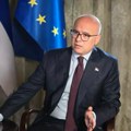 Premijer Vučević otvoreno o važnim temama Spremni smo na dogovore i kompromise sa Prištinom u kom nijedna strana neće biti…