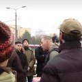 “Kakav car je ovaj dečko”: Blokada kod Vukovog spomenika nam je dala novog heroja protesta na društvenim mrežama