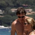 "Kad je skinuo pantalone, kao da je iz njih ispala flaša vode" Manekenka muža varala s čuvenim glumcem: "Zemlja se zatresla…