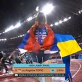 VIDEO Angelina ogrnula zastavu i u suzama ljubila medalju
