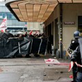Neredi na neprijavljenom pro-palestinskom protestu u Bernu: Policija upotrebila vodene topove i suzavac