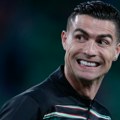 Ronaldo još mora da čeka na trofej - izbacio ga Benzema VIDEO