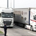 Kamiondžije u novoj strategiji: Evropska komisija se u novom dokumentu bavi problemom vozača kamiona, ali za sada bez…