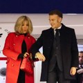 Poznato zašto je Brižit ošamaraila Emanuela Makrona! Isplivali detalji sa kojom glumicom je navodno razmenjivao poruke, zbog…