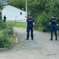 (Video) Uviđaj kod BIP-a: Sve vrvi od policije, ubica (26) u kolima, forenzičari češljaju kuću strave!