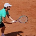 Kecmanović eliminisan na startu turnira koji je osvojio pre šest godina: Mišu izbacio Argentinac
