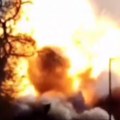 Epska detonacija Gori tenk na frontu (VIDEO)