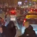 Zastrašujuće scene posle meča Partizan - žalgiris: Huligani sekirama i palicama nasrnuli na Grobare! Nastala opšta panika…