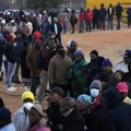 Избори у Јужноафричкој Републици: Гласа 27 милиона људи: Анкета говори да ће владајућа странка изгубити већину након три…