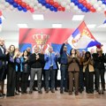 Srpska lista pokazala snagu na centralnom Kosovu: Miting u Domu kulture u Donjoj Gušterici okupio hiljade ljudi