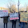 Protest ispred Ministarstva prosvete: Prosvetari predali svoje zahteve