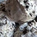 Nećete verovati koliko je dobar! Savršeno hrskav i kremast Oreo sladoled, a sve što vam treba su 3 sastojka i 5 minuta truda