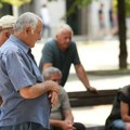 Uzalud ratovali i radili: Penzioneri i borci ogorčeni mizernim povećanjima, vlast se hvali na sva usta!