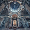 Turista oskrnavio oltar u Bazilici Svetog Petra - papa Lav XIV naložio obred očišćenja
