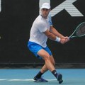 Vavrinka zaustavio Đerea u prvom kolu Australijan opena