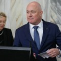 Premijer najavio: Još jedna zemlja će zabraniti deci društvene mreže