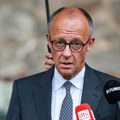 Merc odlučan da završi mandat uprkos padu rejtinga