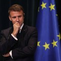 Makron: Očekujem odgovornost obe strane, Francuska suspendovala viznu liberalizaciju za Kosovo