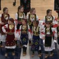 Divna scena dočekala Jokića u Vašingtonu, devojčice u srpskoj narodnoj nošnji zaigrale kolo za Nikolu