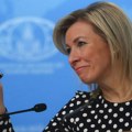 Zaharova: Kao razlog za putovanja u Rusiju treba dodati „za lekove po naređenju Bajdena”